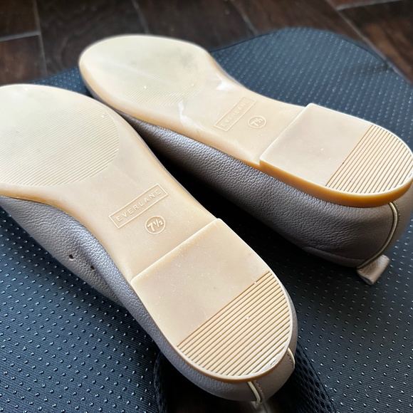 Everlane Italian Leather Day Glove Mocha Flats Size 7.5 - Picture 3 of 3